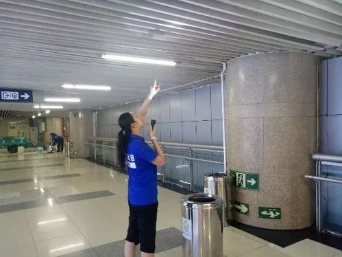 星光闪耀 暑运服务中的计算机房维护